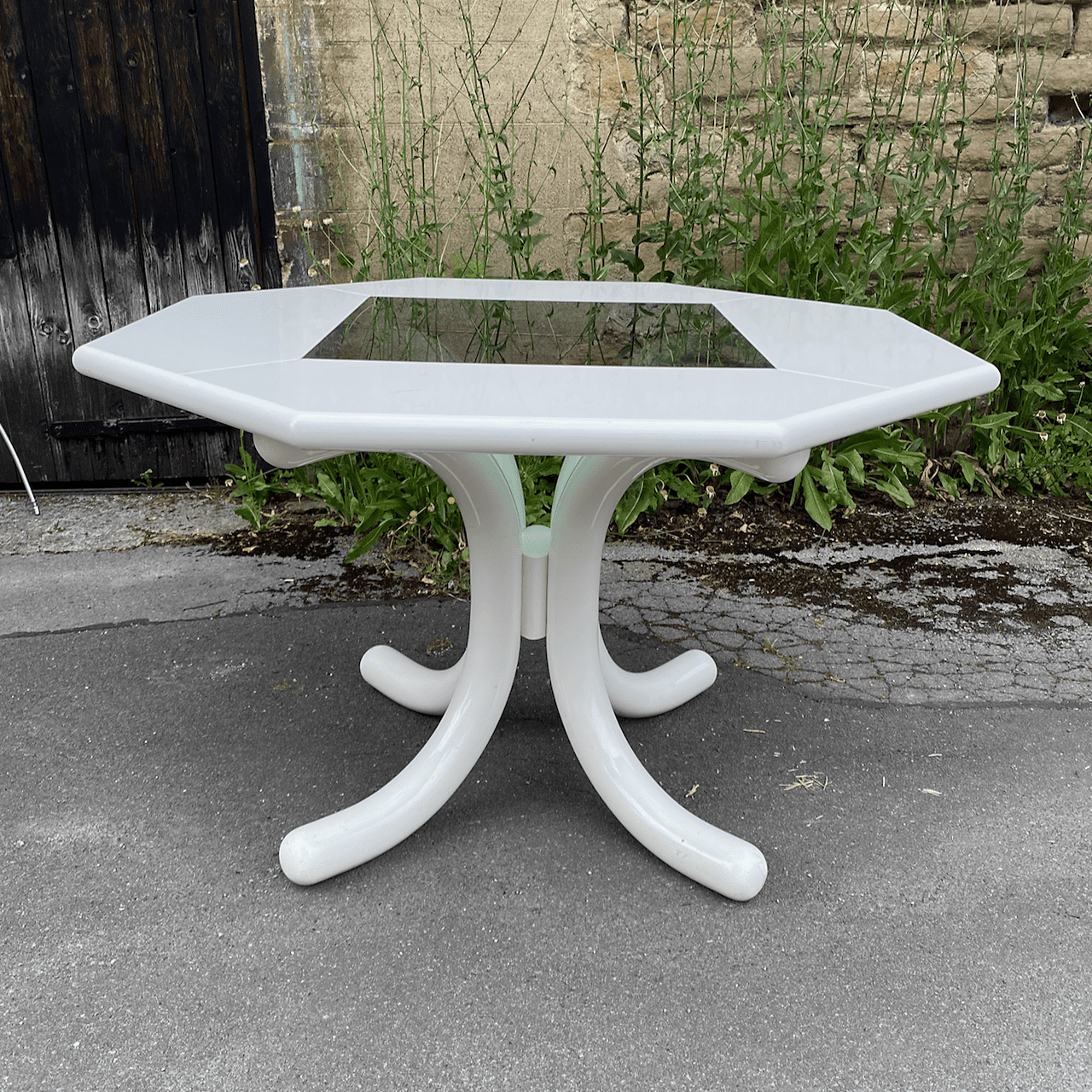 weißer Esstisch mit achteckiger Platte aus den 70er Jahren